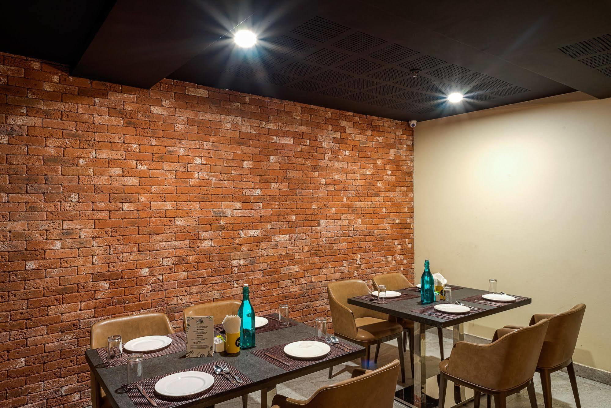 Treebo Fourth Avenue Chennai Exterior foto